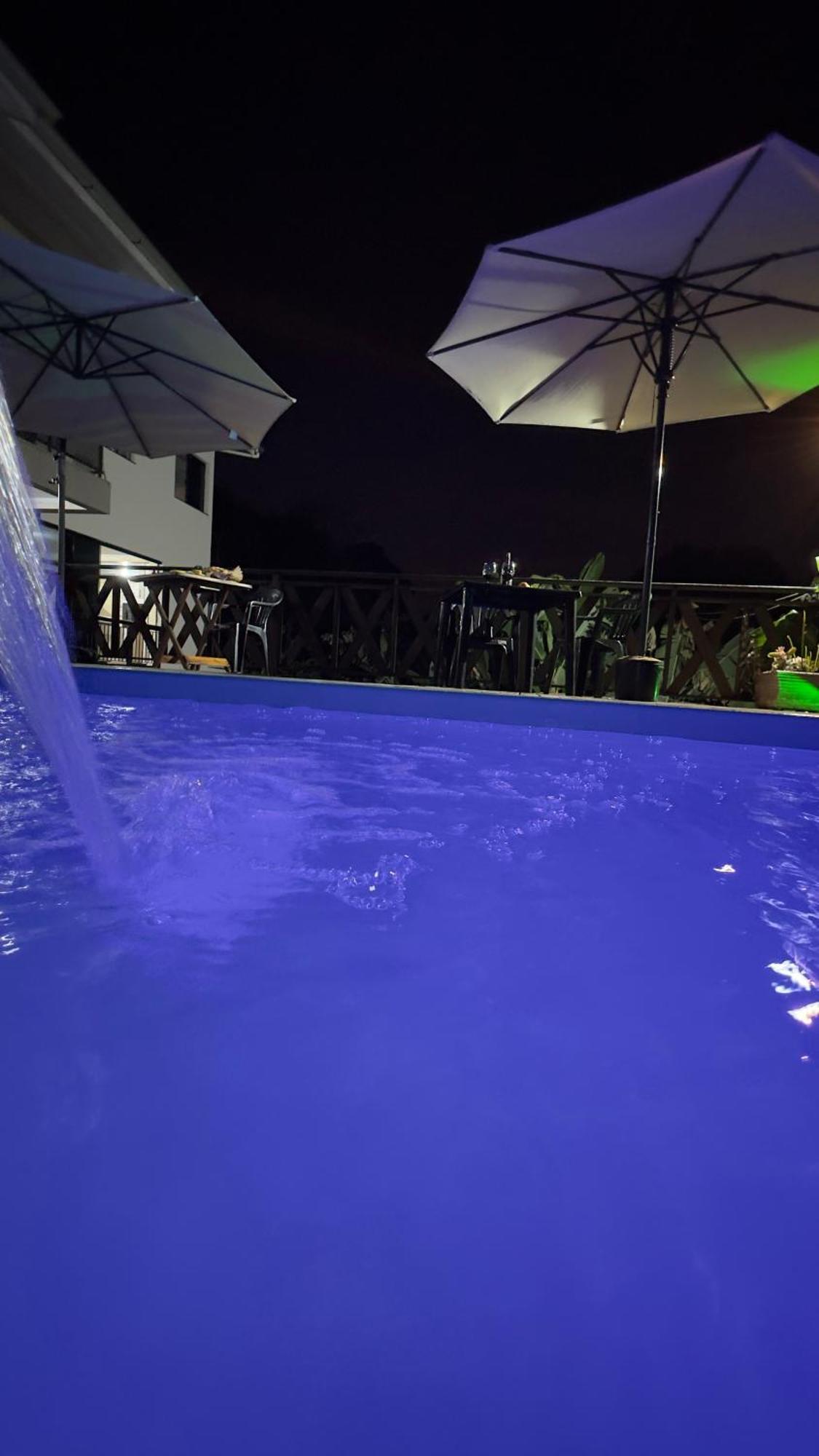 Casa Dos Geranios Com Piscina - 4 Quartos Climatizados, Espacosa Ideal Encontro De Grupos E Familiares, Proximo Do Parque Termal!